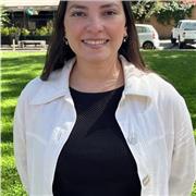 Profesora de lenguaje, periodismo y comunicaciones con experiencia en redacción de notas de prensa, guiones y comunicación interna estratégica